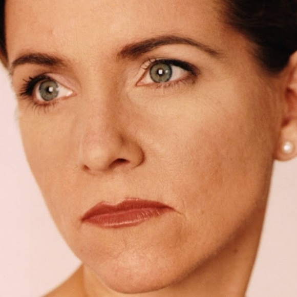 Meet your Posher, Tracey - Picture 1 of 1